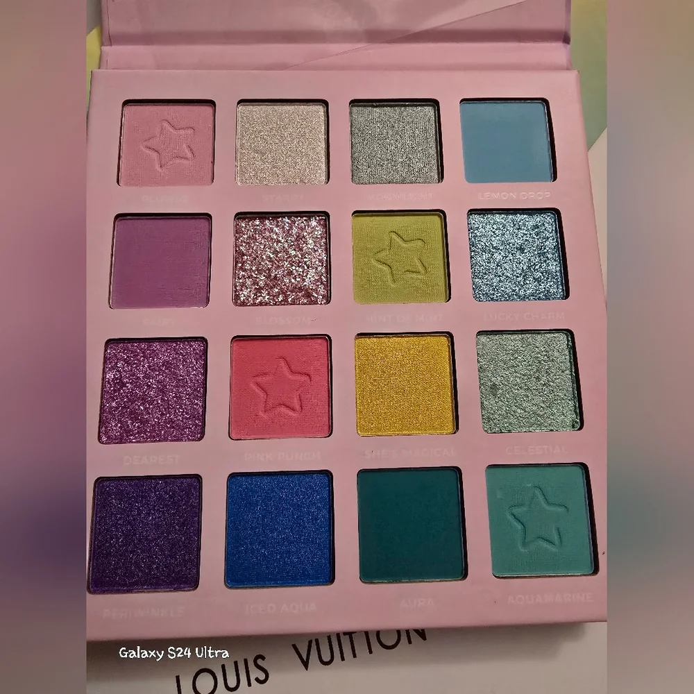 2 Piece Set: Life In Pastel 16 Eyeshadow Pallet & Stay Colorful Notebook NEW